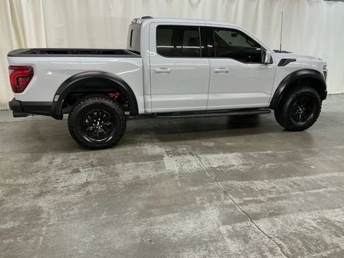 Used 2024 Ford F150 Raptor image 2