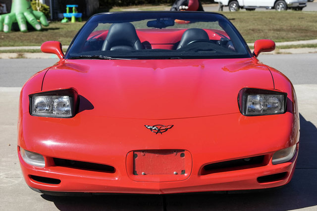 Used 1999 Chevrolet Corvette Convertible w/ Memory Pkg RWD image 22