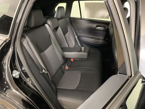 Used 2023 Toyota Corolla Cross XSE w/ Convenience Package image 34