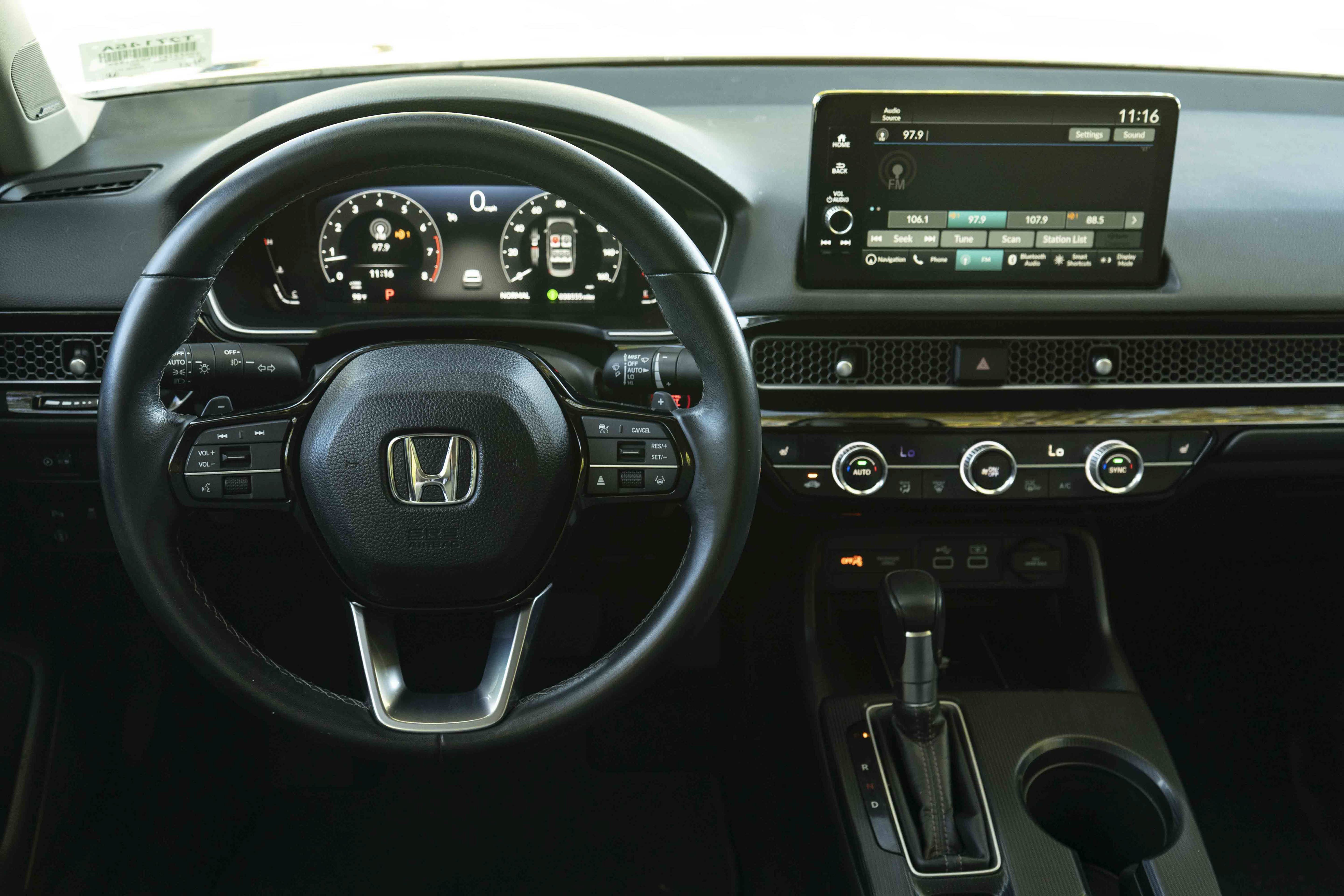 Used 2024 Honda Civic Touring image 19