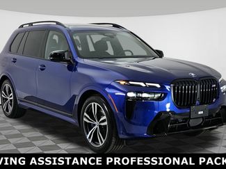 Used 2025 BMW X7 M60i video 1