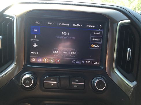 Used 2021 Chevrolet Silverado 2500 High Country w/ Z71 Off-Road Package AWD/4WD image 18