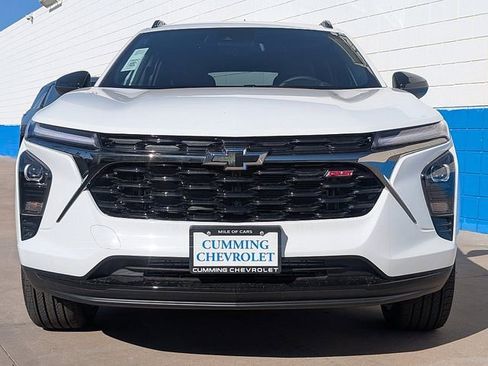 New 2026 Chevrolet Trax RS w/ Driver Confidence Package FWD image 5