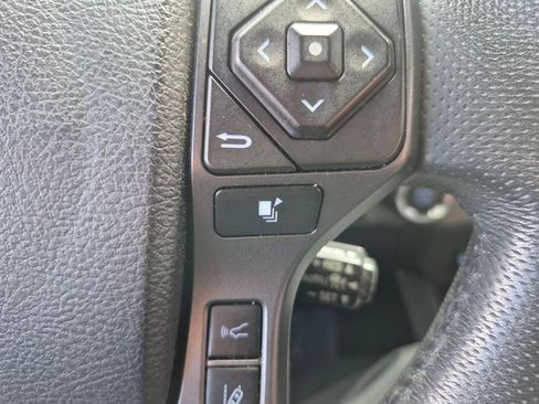 Used 2018 Toyota Tacoma TRD Sport w/ Technology Package image 21