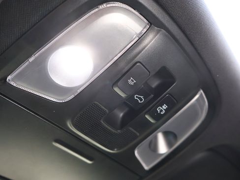 Used 2022 Kia Sportage Nightfall Edition image 21