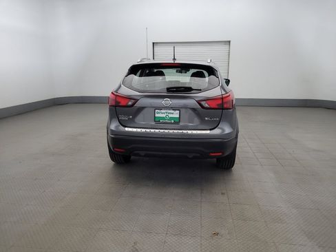 Used 2018 Nissan Rogue Sport SL w/ SL Premium Package image 7