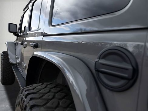 Used 2023 Jeep Wrangler Unlimited Rubicon 392 w/ Xtreme Recon 35" Tire Package image 13