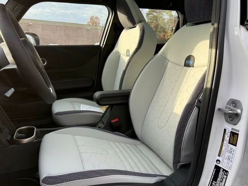 New 2026 MINI Cooper 4-Door Hardtop image 17