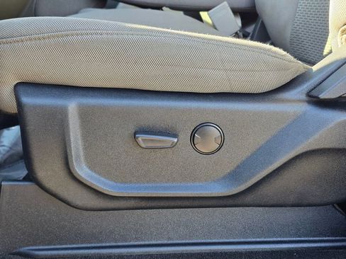 Used 2020 Ford F150 XLT image 22