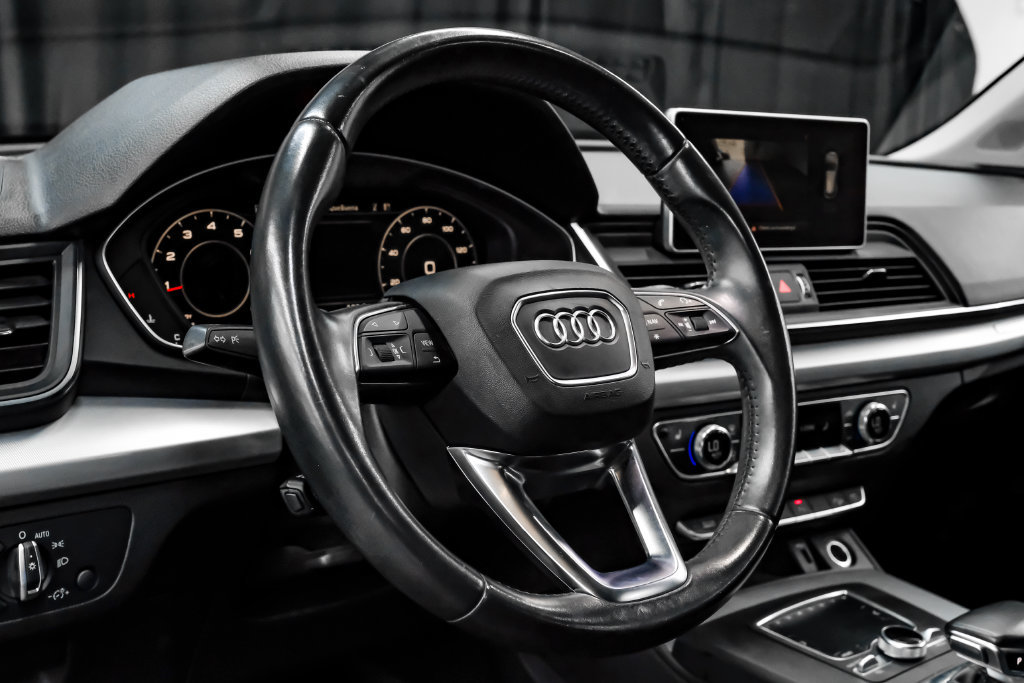 Used 2019 Audi Q5 2.0T Premium Plus w/ Premium Plus Package AWD/4WD image 18