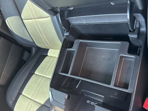 Used 2023 Chevrolet Silverado 1500 High Country w/ LPO, Dark Essentials Package AWD/4WD image 32