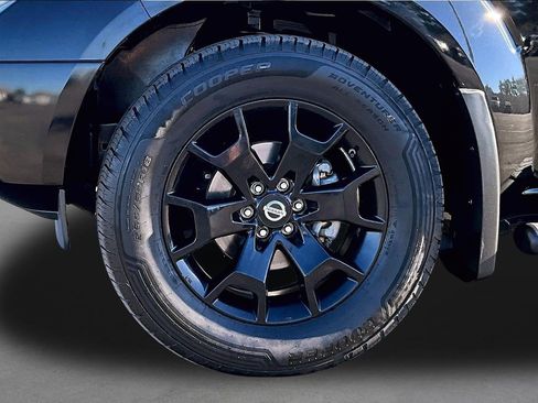 Used 2018 Nissan Frontier SV w/ Value Truck Package image 8