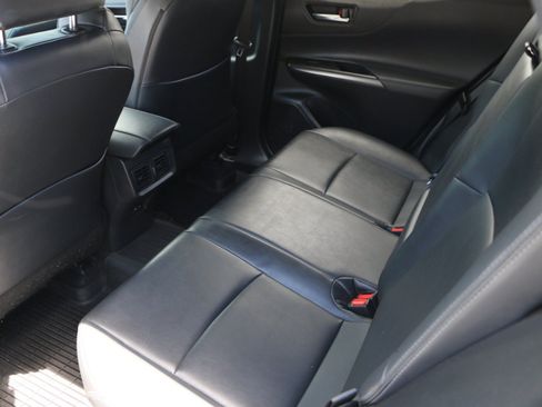 Used 2023 Toyota Venza XLE AWD/4WD image 31