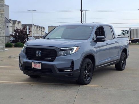 Used 2022 Honda Ridgeline Black Edition image 3