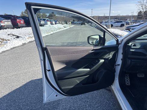 Used 2025 Subaru Crosstrek 2.5i Sport image 14