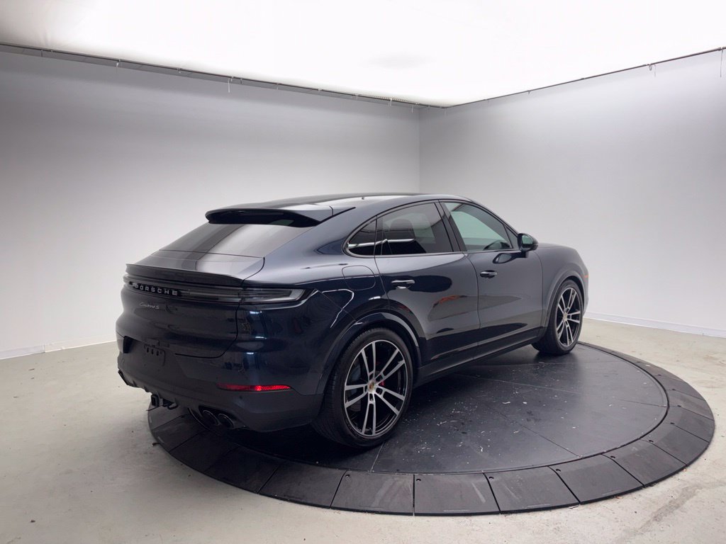 Certified 2024 Porsche Cayenne S AWD/4WD image 7