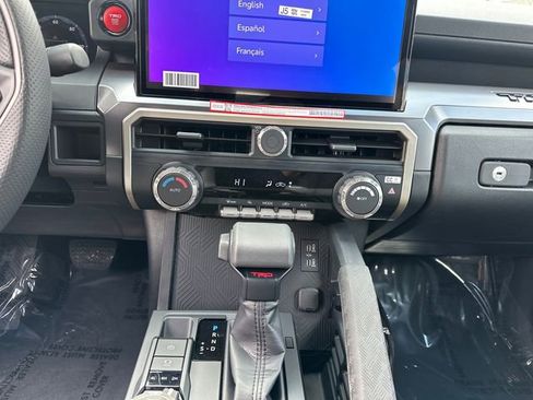 Certified 2026 Toyota Tacoma TRD Off-Road AWD/4WD image 25