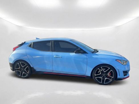 Used 2022 Hyundai Veloster N FWD image 4