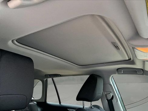 Used 2019 Toyota RAV4 XLE w/ Convenience Package AWD/4WD image 30