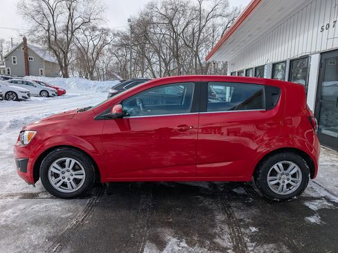 Used 2012 Chevrolet Sonic LT image 4