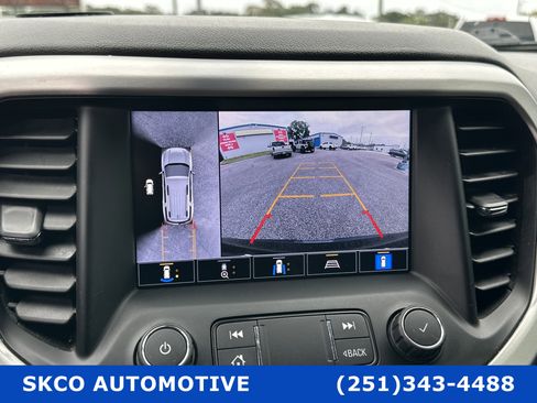 Used 2021 GMC Acadia SLT w/ Elevation Edition image 17