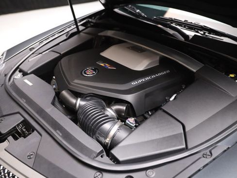 Used 2015 Cadillac CTS V RWD image 40