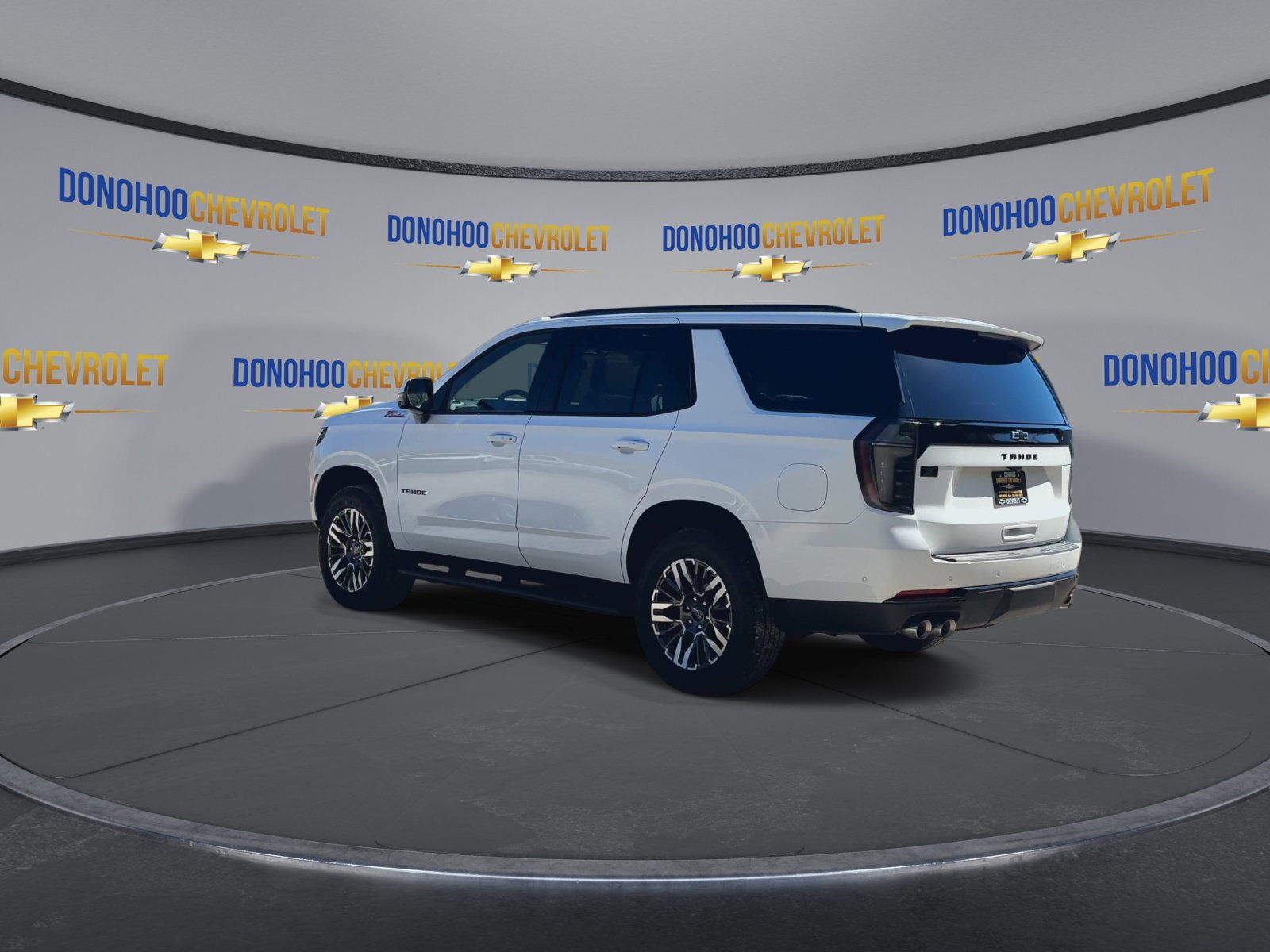 New 2027 Chevrolet Tahoe Z71 w/ Comfort Package AWD/4WD image 9