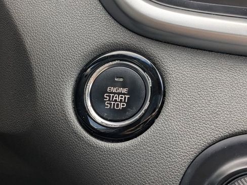 Used 2019 Kia Sorento SX image 29