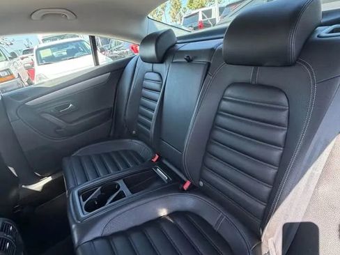 Used 2011 Volkswagen CC Sport FWD image 7