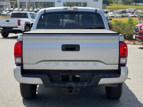 Used 2023 Toyota Tacoma SR5 w/ Technology Package AWD/4WD image 4