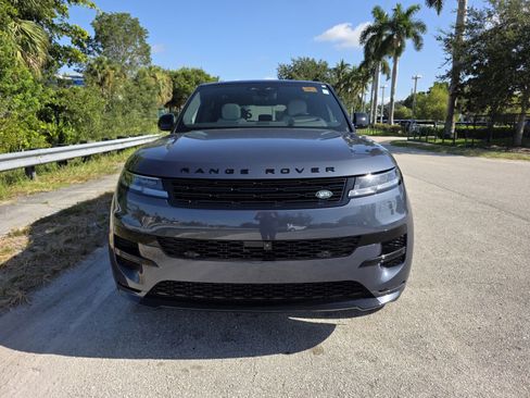 New 2026 Land Rover Range Rover Sport Dynamic SE AWD/4WD image 8