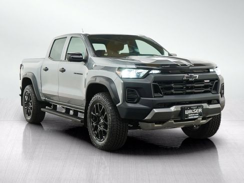 Used 2023 Chevrolet Colorado Trail Boss w/ LPO, Dark Essentials Package AWD/4WD image 7