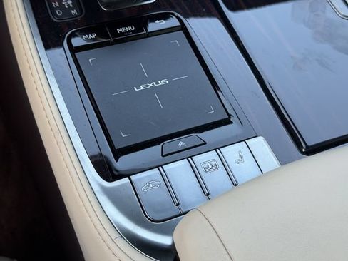 Used 2019 Lexus LS 500 w/ Interior Upgrade Package RWD image 20