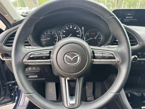 Used 2022 MAZDA MAZDA3 s FWD image 30