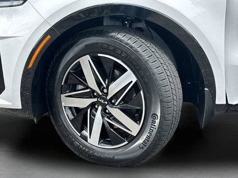 Used 2023 Kia Sorento S w/ Panoramic Sunroof Package FWD image 32