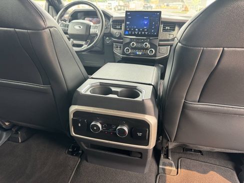Used 2023 Ford Expedition Max Limited AWD/4WD image 10