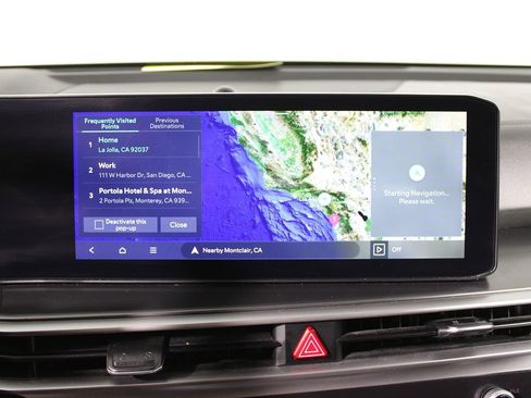 Used 2024 Kia Sorento S image 16