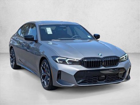 New 2026 BMW 330i Sedan w/ M Sport Package RWD image 6