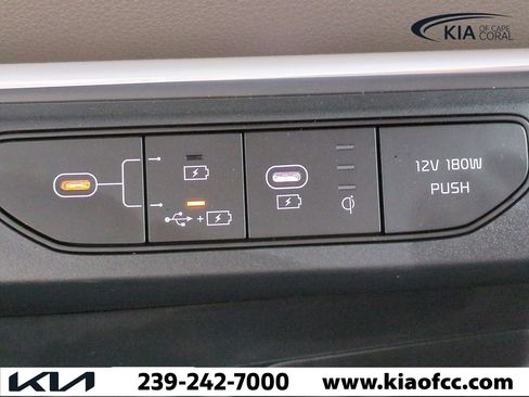 Certified 2026 Kia Carnival EX image 23