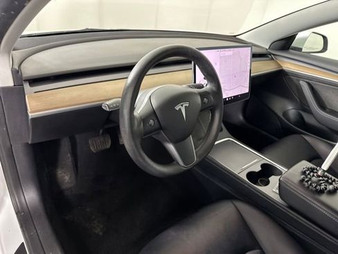 Used 2022 Tesla Model 3 Long Range image 13