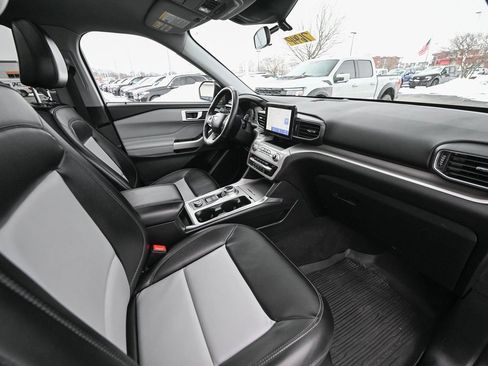 Certified 2023 Ford Explorer XLT w/ Equipment Group 202A image 25