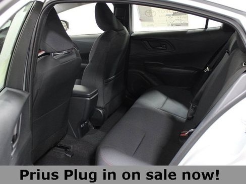 New 2026 Toyota Prius Plug-In Hybrid image 6