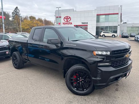 Used 2020 Chevrolet Silverado 1500 LT w/ Trailering Package image 1