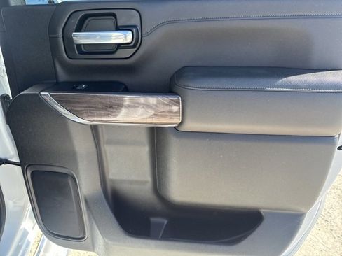 Used 2022 Chevrolet Silverado 2500 LTZ image 24