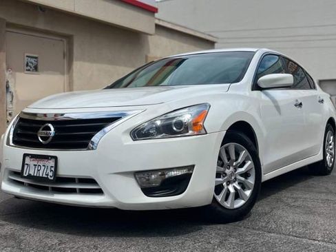 Used 2015 Nissan Altima 2.5 image 3