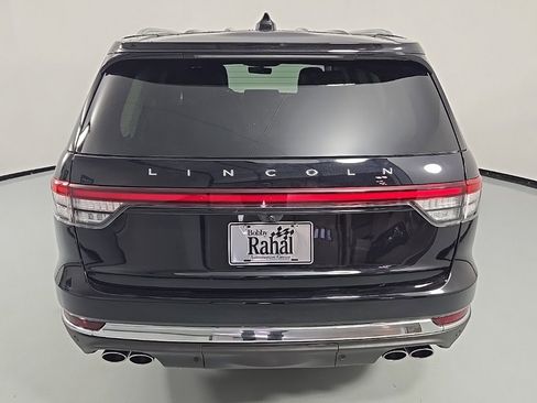 Used 2025 Lincoln Aviator Reserve w/ Equipment Group 201A image 5