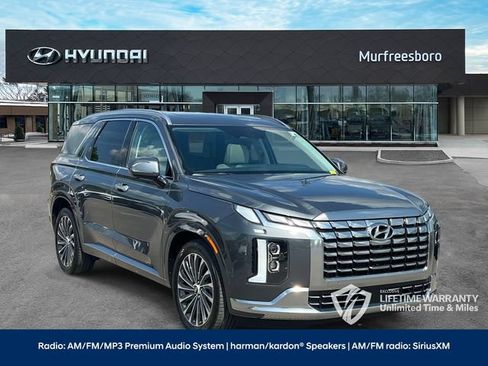 Used 2024 Hyundai Palisade Calligraphy AWD/4WD image 3