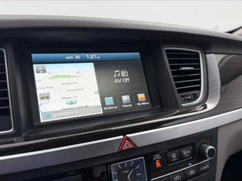Used 2018 Genesis G80 3.8 RWD image 29