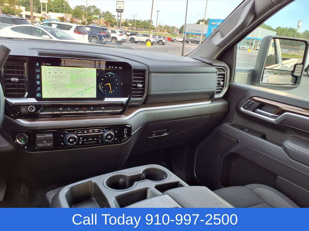 Used 2025 Chevrolet Silverado 2500 LT AWD/4WD image 24