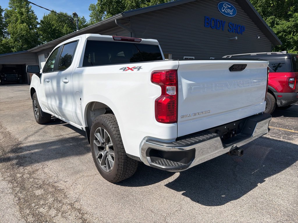 Used 2023 Chevrolet Silverado 1500 LT AWD/4WD image 4